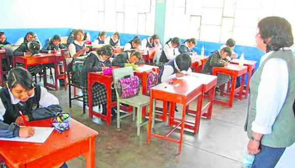 Ayacucho: 12 mil profesores retornan al trabajo 