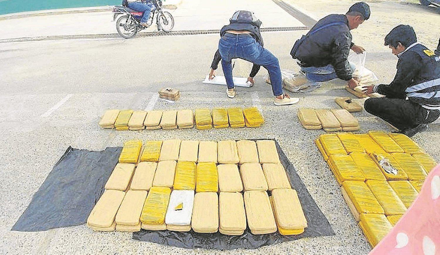 “Los Malditos de la Reconstrucción” abastecían de droga y armas en Ecuador 