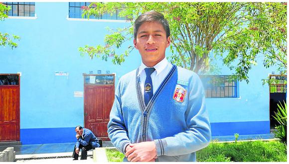 En quechua alcalde escolar promueve la lucha contra el bullying (VIDEO)