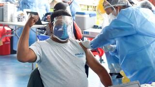 Cusco: Personal de Salud celebra fin de vacunatón con baile típico de Paucartambo (VIDEO)