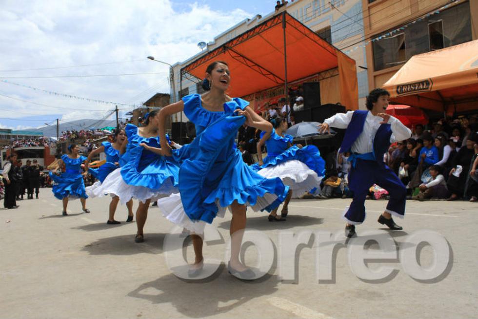 Chinchilpos y gamonales celebran fallo de La Haya con desfile (FOTOS)