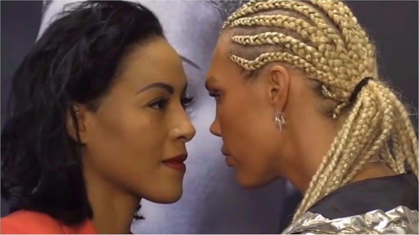 ​Boxeadora Mikaela Lauren sorprende a su rival y la besa en los labios (VIDEO)