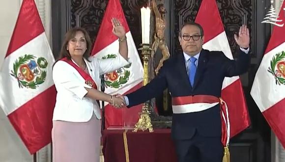 Dina Boluarte tomó juramento a Alberto Otárola Peñaranda como nuevo presidente del Consejo de Ministros