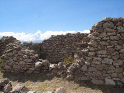 Junín: Ruinas de Arwaturo en el olvido
