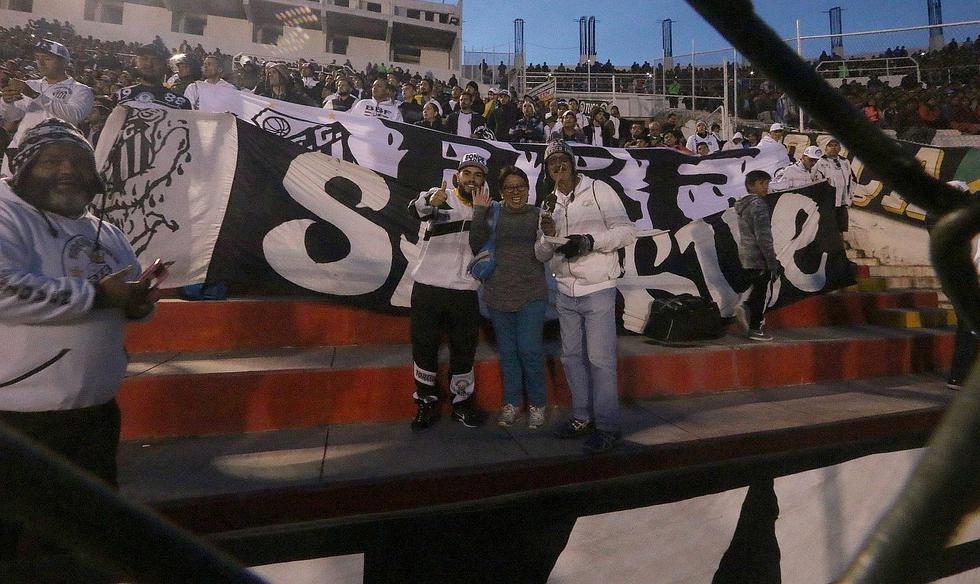 Las mejores imágenes del triunfo del Real Garcilaso frente al Santos de Brasil (FOTOS)