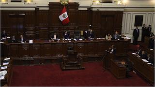 Proponen aumentar cuatro congresistas para representar a peruanos en el extranjero