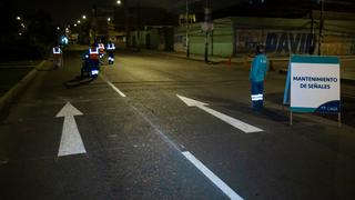 Realizan trabajos de mantenimiento vial en Lima norte en horario nocturno