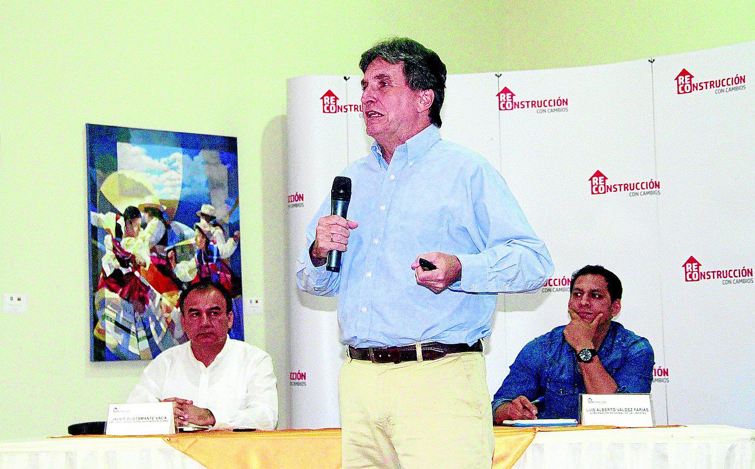 La Libertad: Alcaldes no confían en el GRLL como unidad ejecutora de las obras en sus distritos 