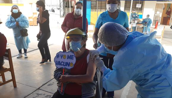 Personal de salud esperaba inmunizar a 2,910 personas adultas mayores de 70 años en Tacna