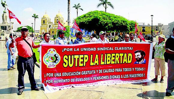 Trujillo: Docentes de La Libertad exigirán que PPK aumente los sueldos 