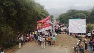 Vía Canchaque - Huancabamba amanece bloqueada por pobladores