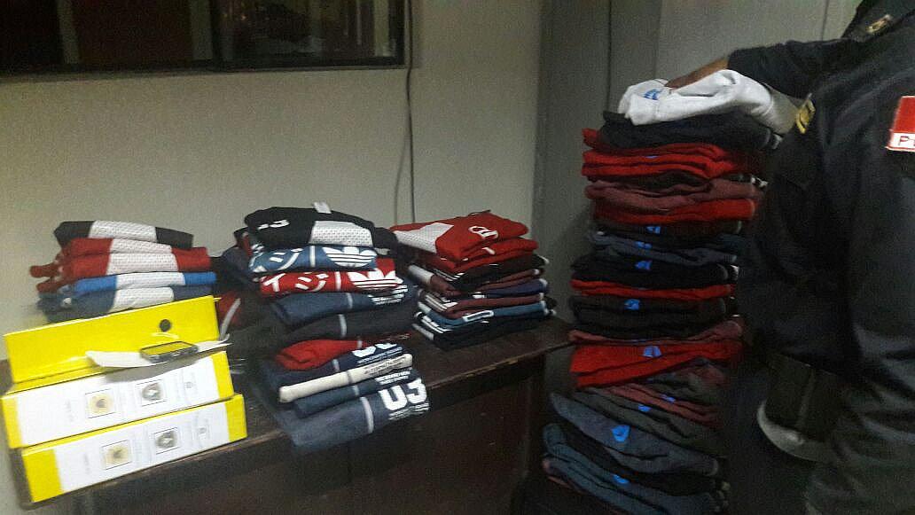 Tumbes: Decomisan gran cantidad de polos "bamba"