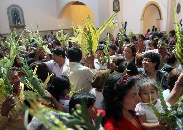 Jueves Santo en Puno: tiempo de oración