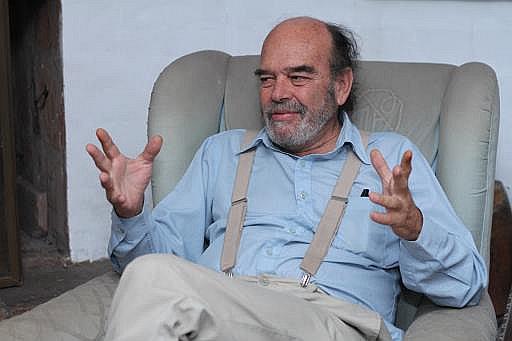 Luis Jochamowitz: “Me molesta que  me digan biógrafo de Alberto Fujimori”