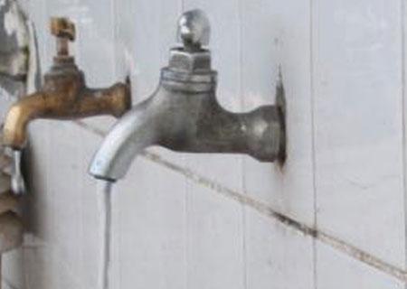 Ordenan a EPS Chavín suspender operaciones por larvas en agua potable