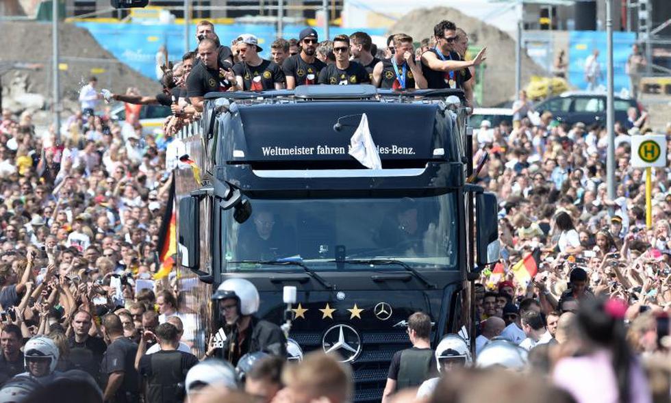 Brasil 2014: Así recibieron los hinchas alemanes a los campeones del mundo (FOTOS)