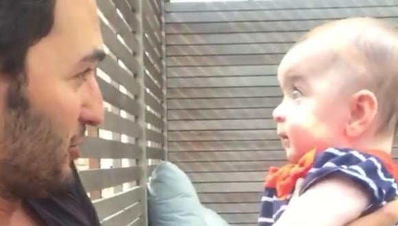 Facebook: Explica a bebé el origen de la vida (VIDEO)