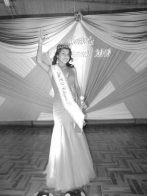 Evelyn Montes de Oca es "Señorita Bolognesi 2010"