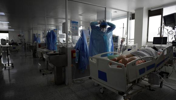 Imagen referencial.- Los trabajadores de los hospitales señalan que no les pagan el sueldo desde hace siete meses. (Foto:  Raul ARBOLEDA / AFP)