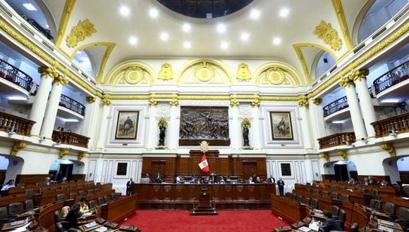 La norma aprobada esta noche establece que el Senado está conformado por un número mínimo de 60 senadores. (Foto: Congreso)