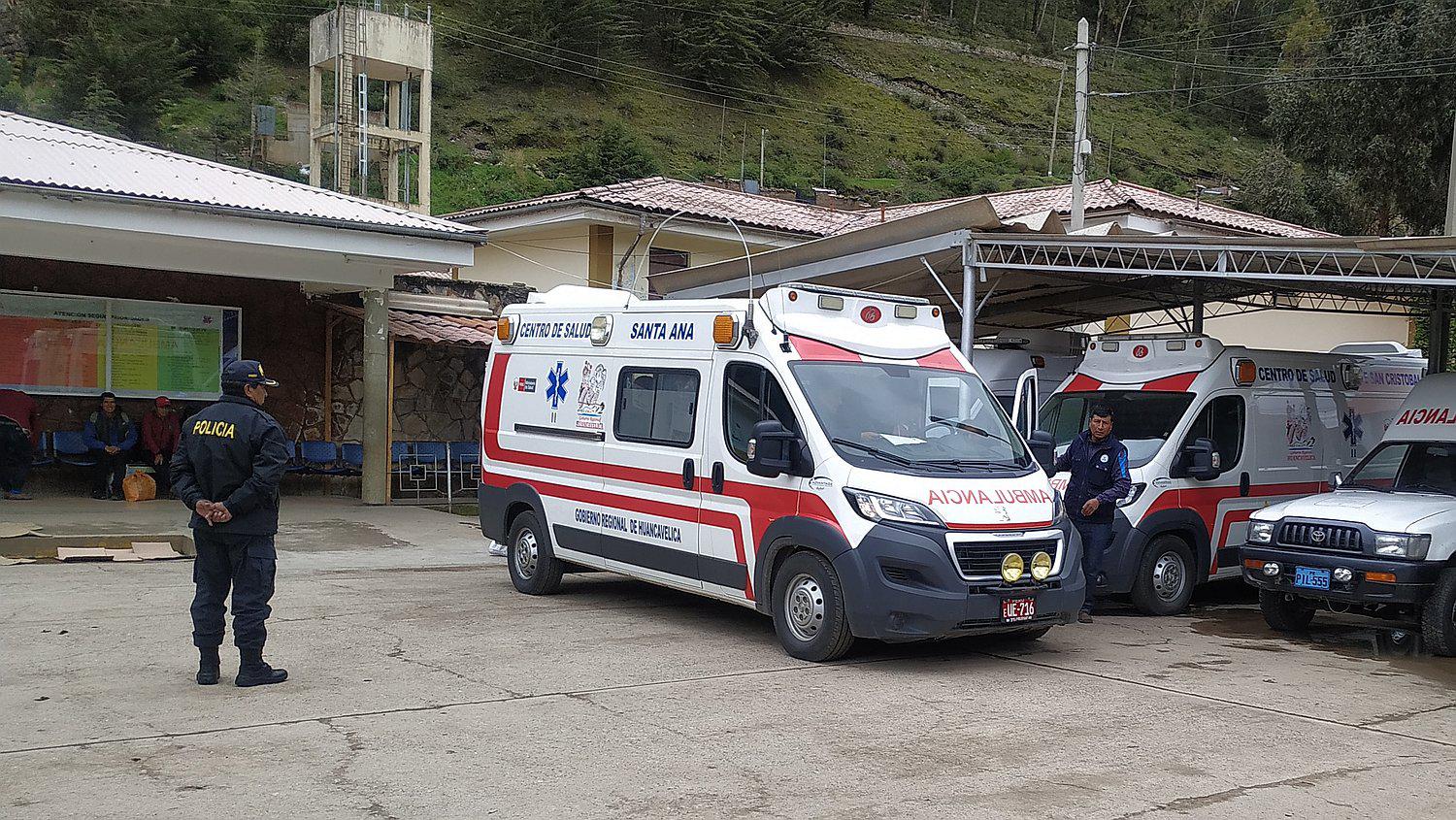 Niño es arrastrado cien metros por caballo encabritado por perros