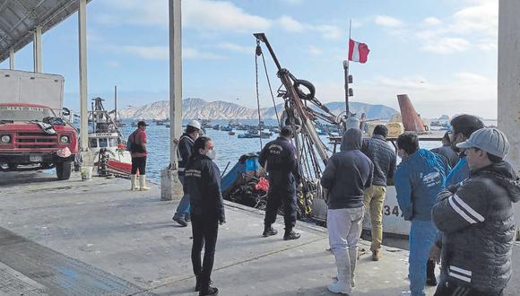 En operativo conjunto con Capitanía de Puerto y el Produce, detectan lanchas artesanales pescando anchoveta en zonas prohibidas, entre ellas la Isla Blanca.