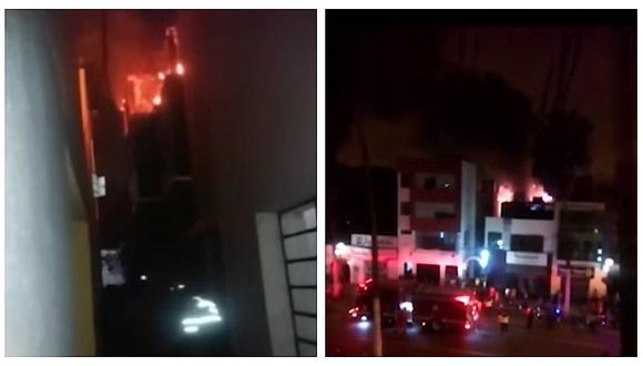 Incendio en edificio alarmó a vecinos de Chorrillos (VIDEO)