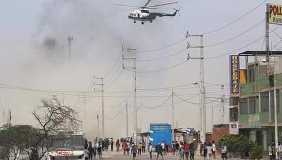 Vecinos registran a helicópteros de la PNP lanzando bombas lacrimógenas  (Foto: Difusión)