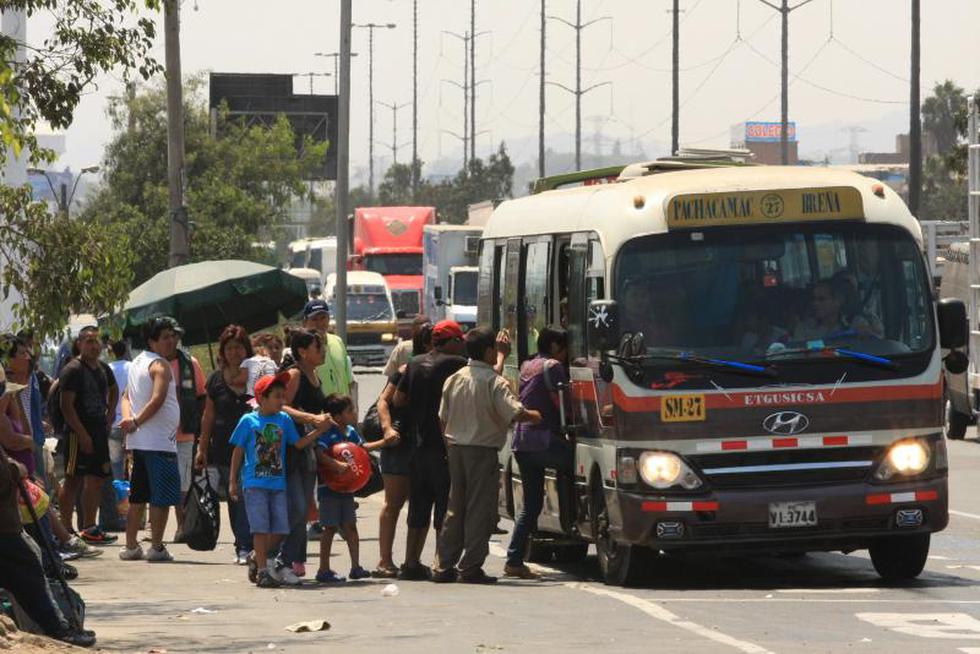 Lima es víctima de su transporte 