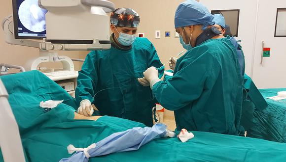 La operación concluyó con un final feliz para la paciente y su familia gracias a la pericia de los médicos del hospital Hermilio Valdizán/ Foto: Cortesía