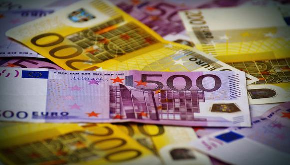El euro y el dólar llegaron al mismo valor este martes. (Foto: AFP)