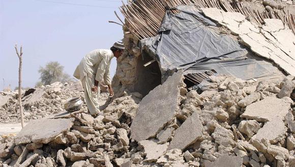 Aumenta a 200 el número de muertos por terremoto en Pakistán