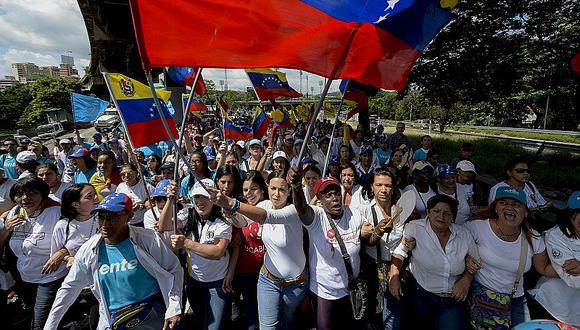 Venezuela: Oposición llama a movilizarse durante "el tiempo que haga falta"