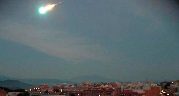 Mira la gigantesca bola de fuego que cruzó hoy el cielo de España (VIDEO)