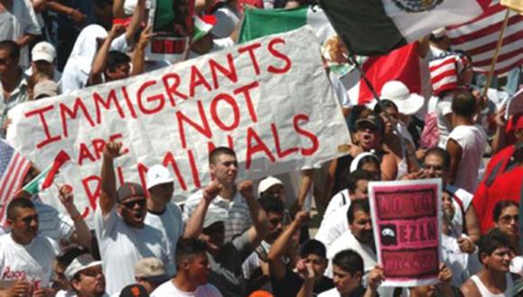 Detención de inmigrantes ilegales en fronteras de EE.UU. cae 50% en 4 años