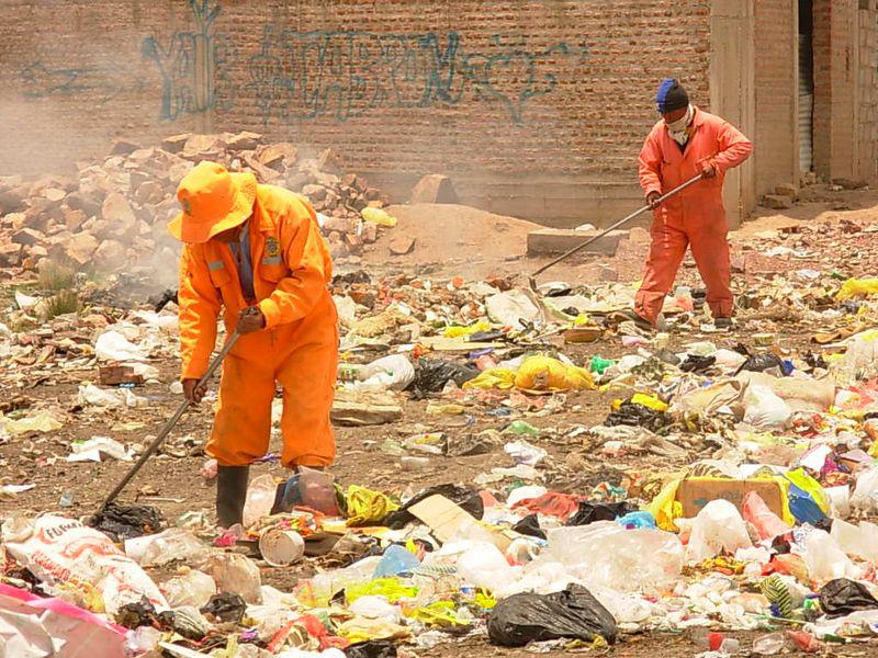 Juliaca: Prevén recoger 240 toneladas de basura en feria de "Alasitas"