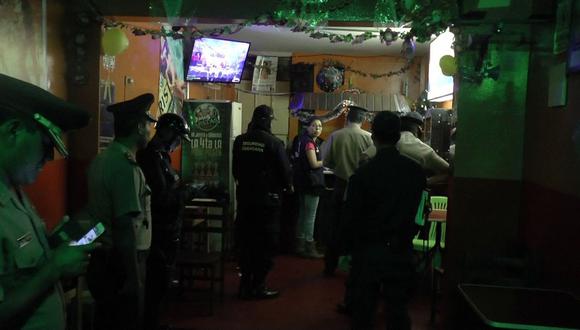 Tacna: PNP incauta 123 cajas de cerveza de cantinas en operativo de madrugada 