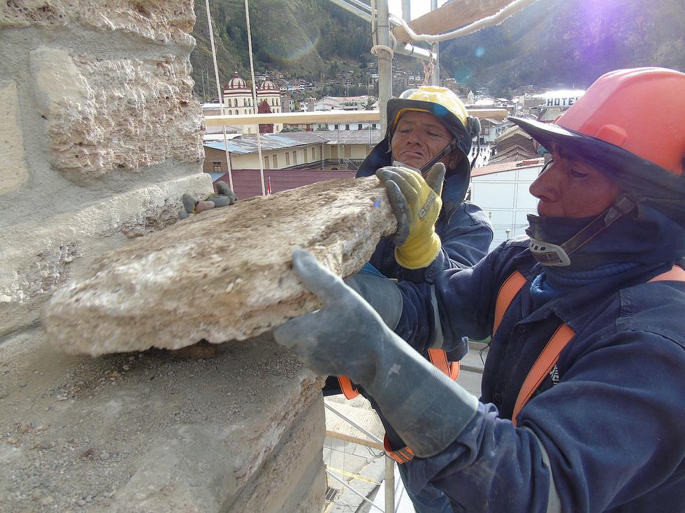 Con más de 60 toneladas de piedra cancanya restauran iglesia Santo Domingo