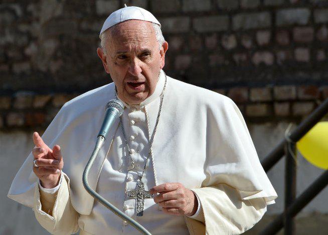 Papa Francisco a jóvenes: "Hagan el esfuerzo de vivir el amor de modo casto"