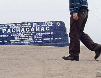 Santuario de Pachacámac sin protección