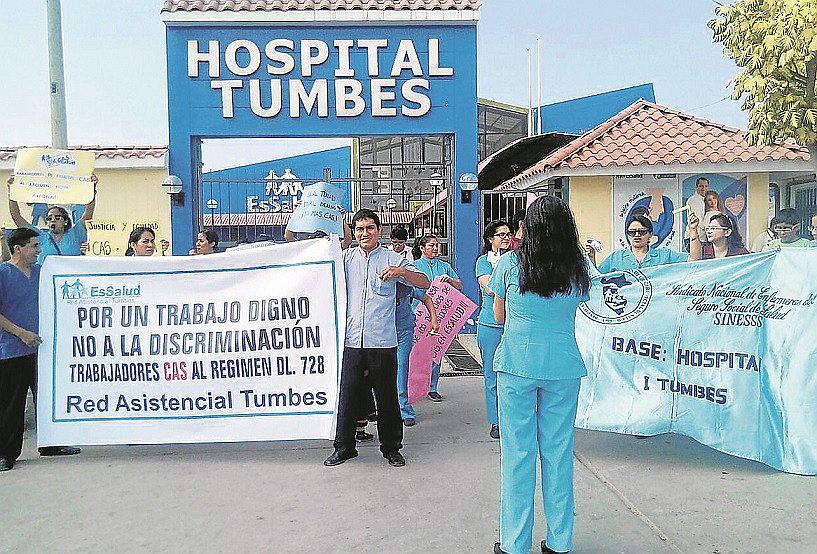Tumbes: Trabajadores de Essalud exigen mejoras laborales
