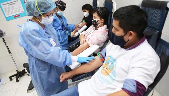 Juan Zubieta, jefe del banco de sangre del hospital Almenara, reveló que a nivel nacional nuestro país necesita 600 mil unidades de sangre, es decir, el 2% de nuestra población debe donar. (Foto: Ministerio de Salud)