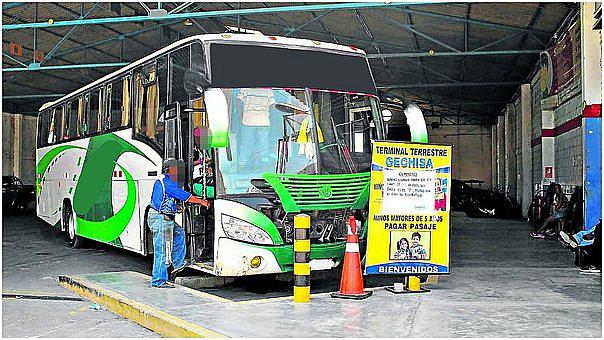 Falsos pasajeros asaltan a viajeros de ómnibus de empresa Gechisa