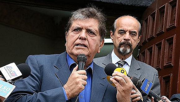 Alan García afirma que denunciará penalmente a autores de "difamación"