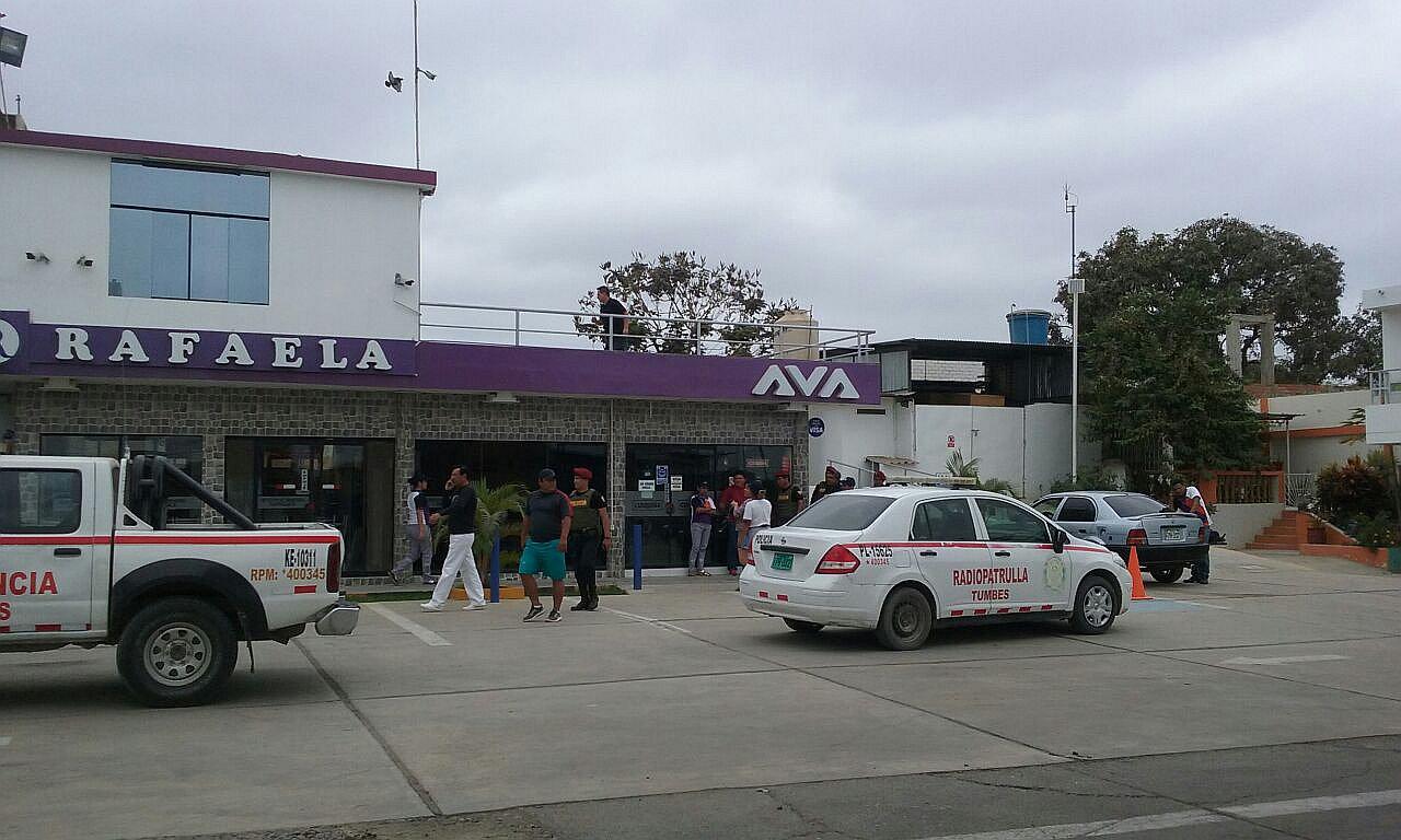 Tumbes: Delincuentes con armas de fuego roban 60 mil soles de un grifo 