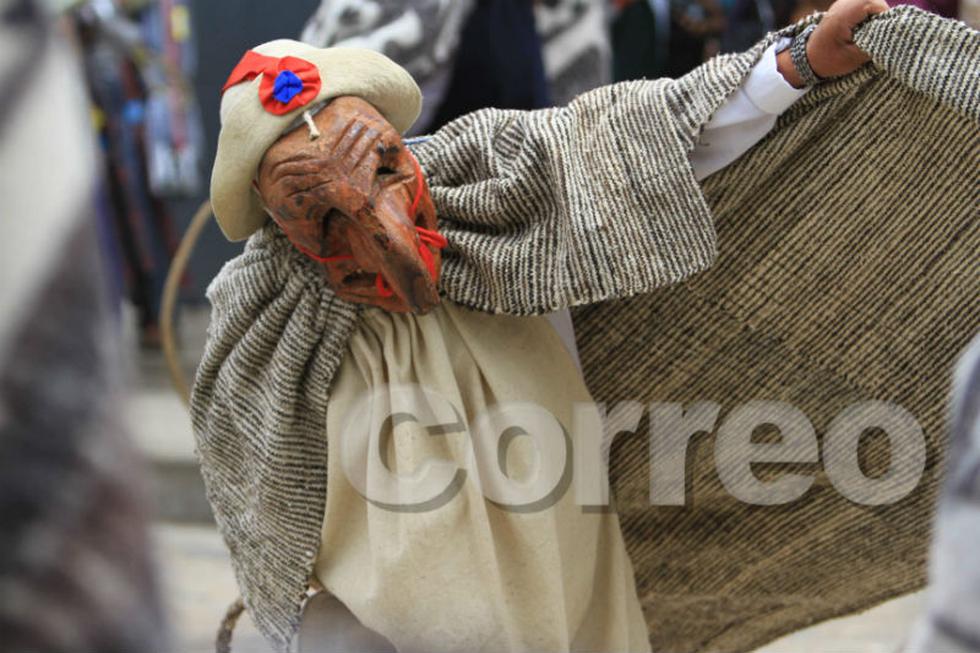 La Huaconada: las máscaras del "puro demonio" que castigan el 1 de enero 