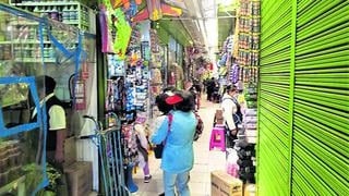 Mercados de Arequipa se abastecen con mercadería de contrabando