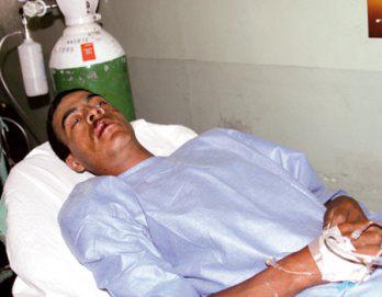 Toro ataca a su dueño