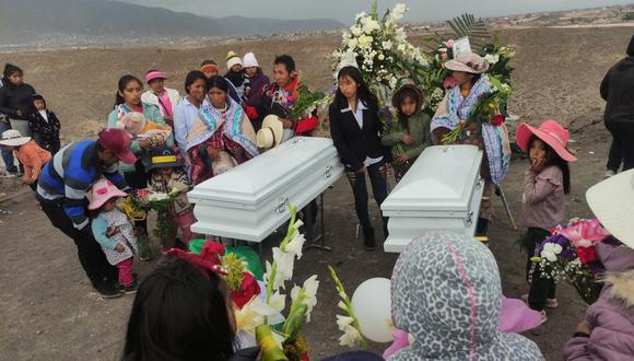 Los cuerpos de los menores fueron trasladados a Arequipa para la sepultura| Foto: GEC