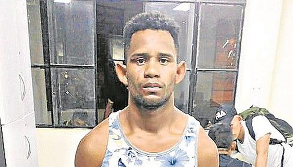 Intervienen a un venezolano por robar celular a un hombre en la ciudad de Tumbes
